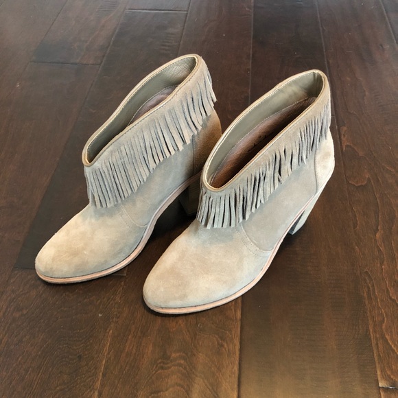 Joie fringe tan suede booties size 38 - Picture 2 of 6